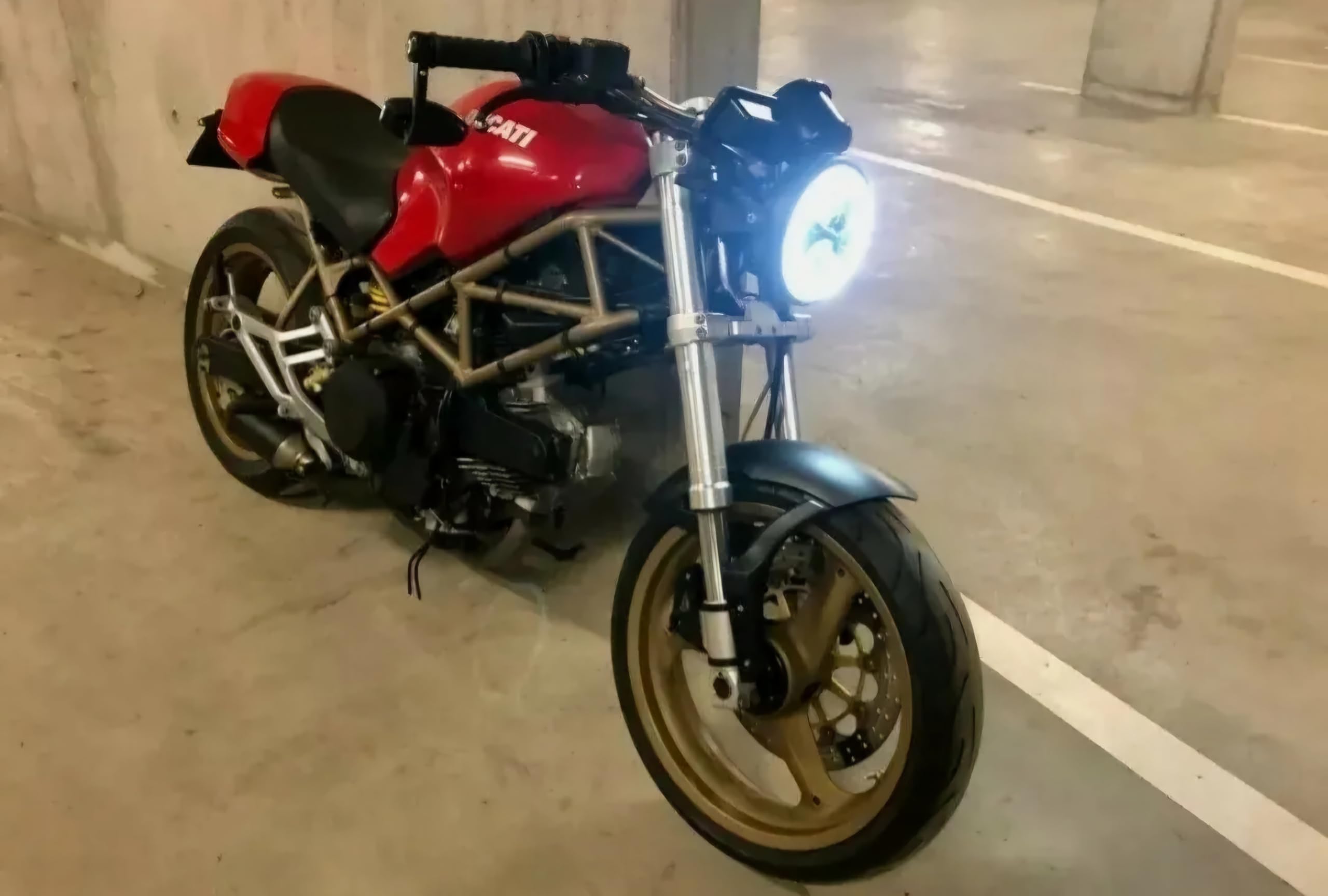 Faro led moto7 compatibile con DUCATI MONSTER 600 620 965 6000k 75w hornet bmw cafe racer