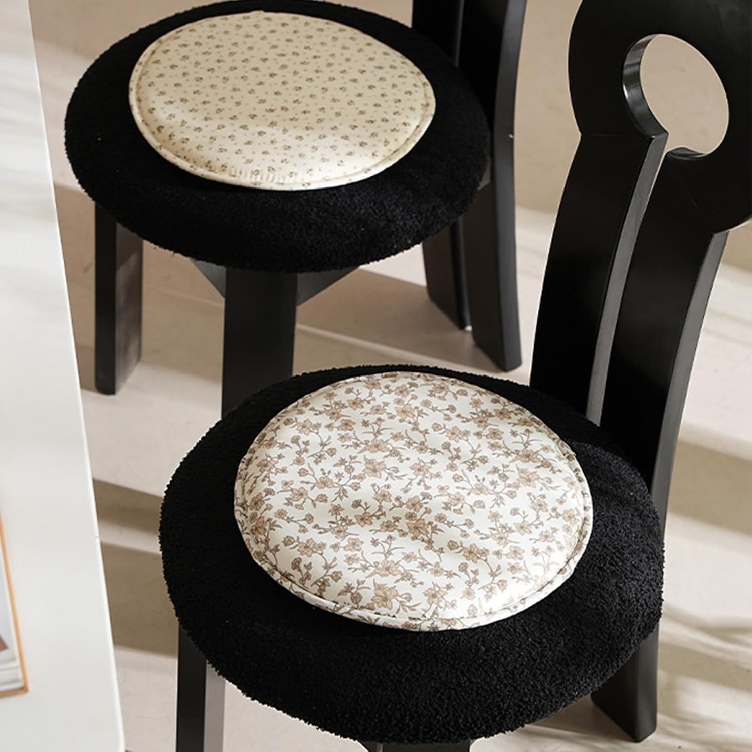 13Inch Round Chair Pad Seat Cushion for Home Use with Durability Slip Bottom Designing Breathable Round Seat Cushion