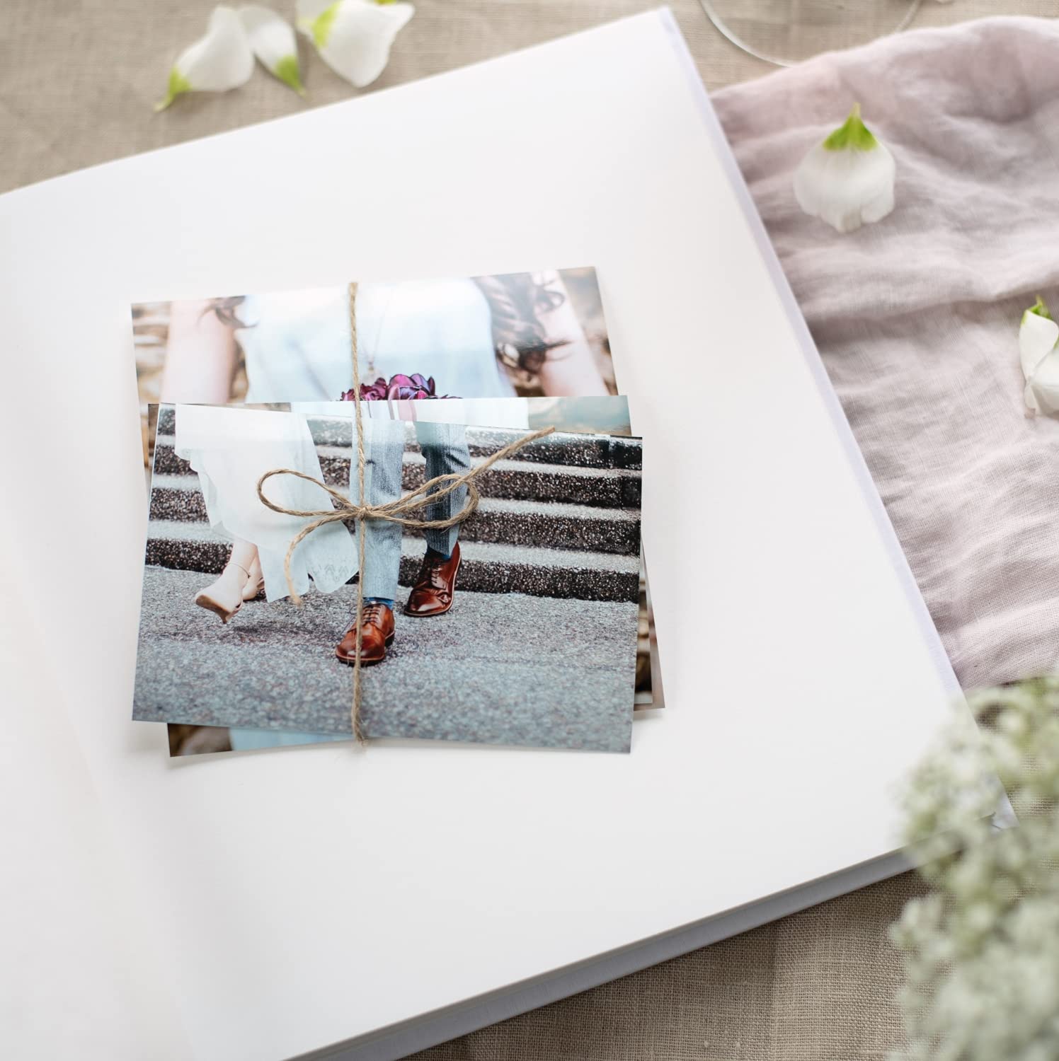 goldbuch 08 182 - Álbum de fotos de boda Flowers in The Heart en diseño Turnowsky, álbum de fotos con 60 páginas blancas y pergamino, álbum de recuerdos con relieve dorado, álbum con flores de corazón