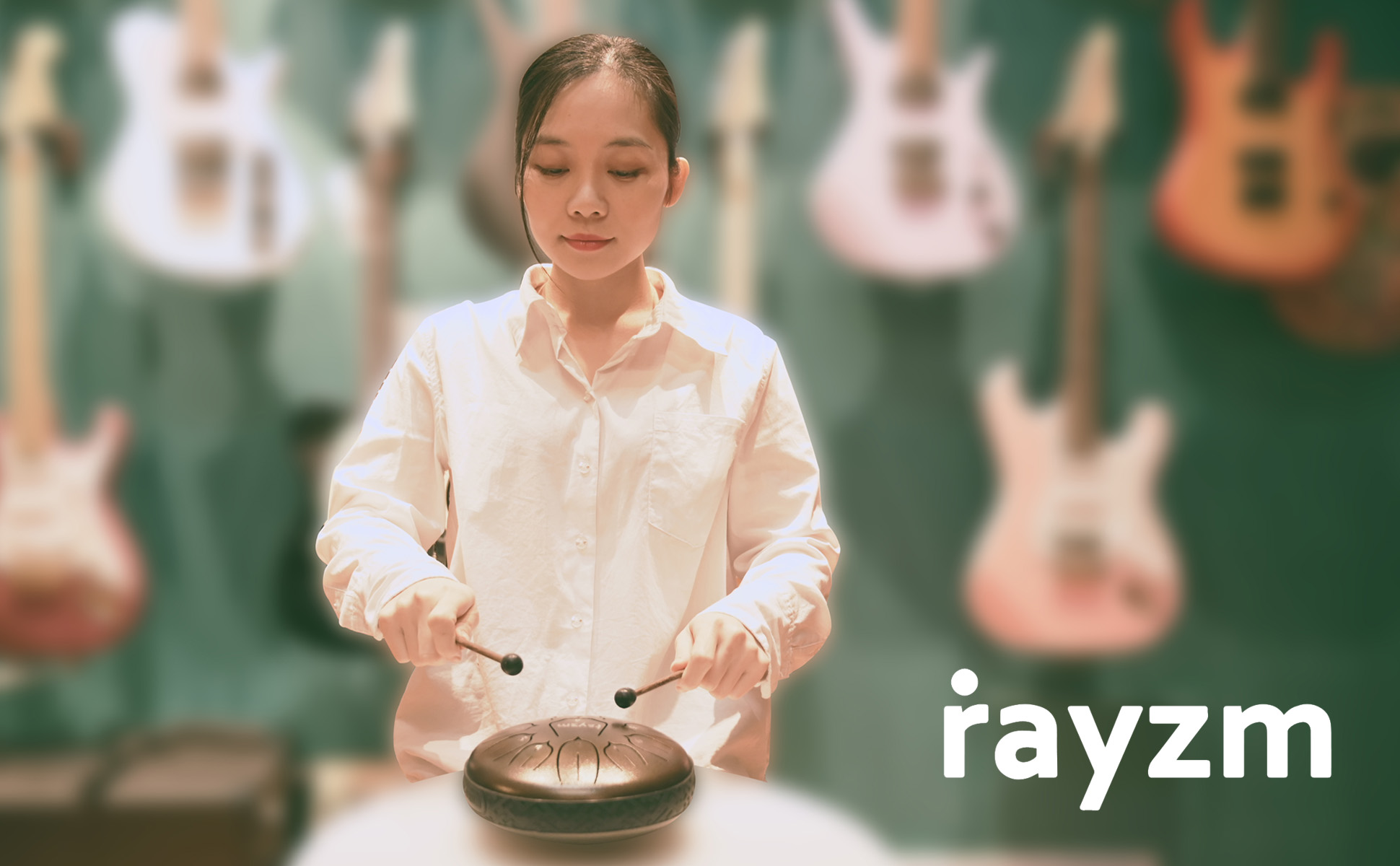 Rayzm Pocket Titanium Steel Tongue Drum, 3 Inches (8cm) 6 Tones A-Key Handpan Tank Drum, Mini Hand Drum Pentatonic Scale Percussion Instrument