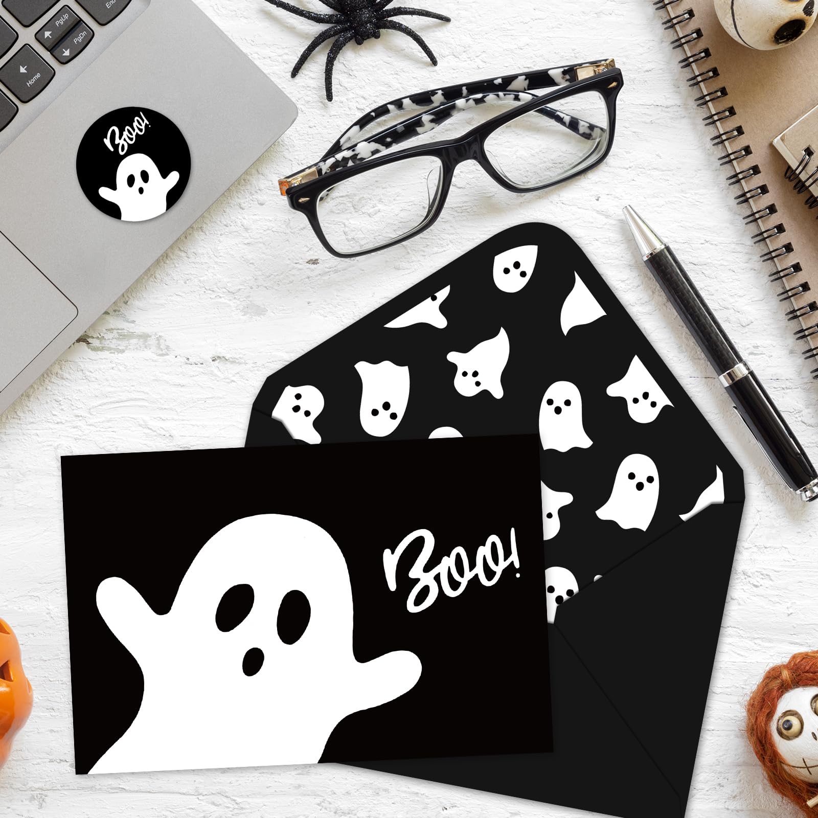 Whaline Lot de 50 cartes de vœux d'Halloween avec enveloppes et autocollants pour Halloween, anniversaire, fête prénatale, 10,2 x 15,2 cm