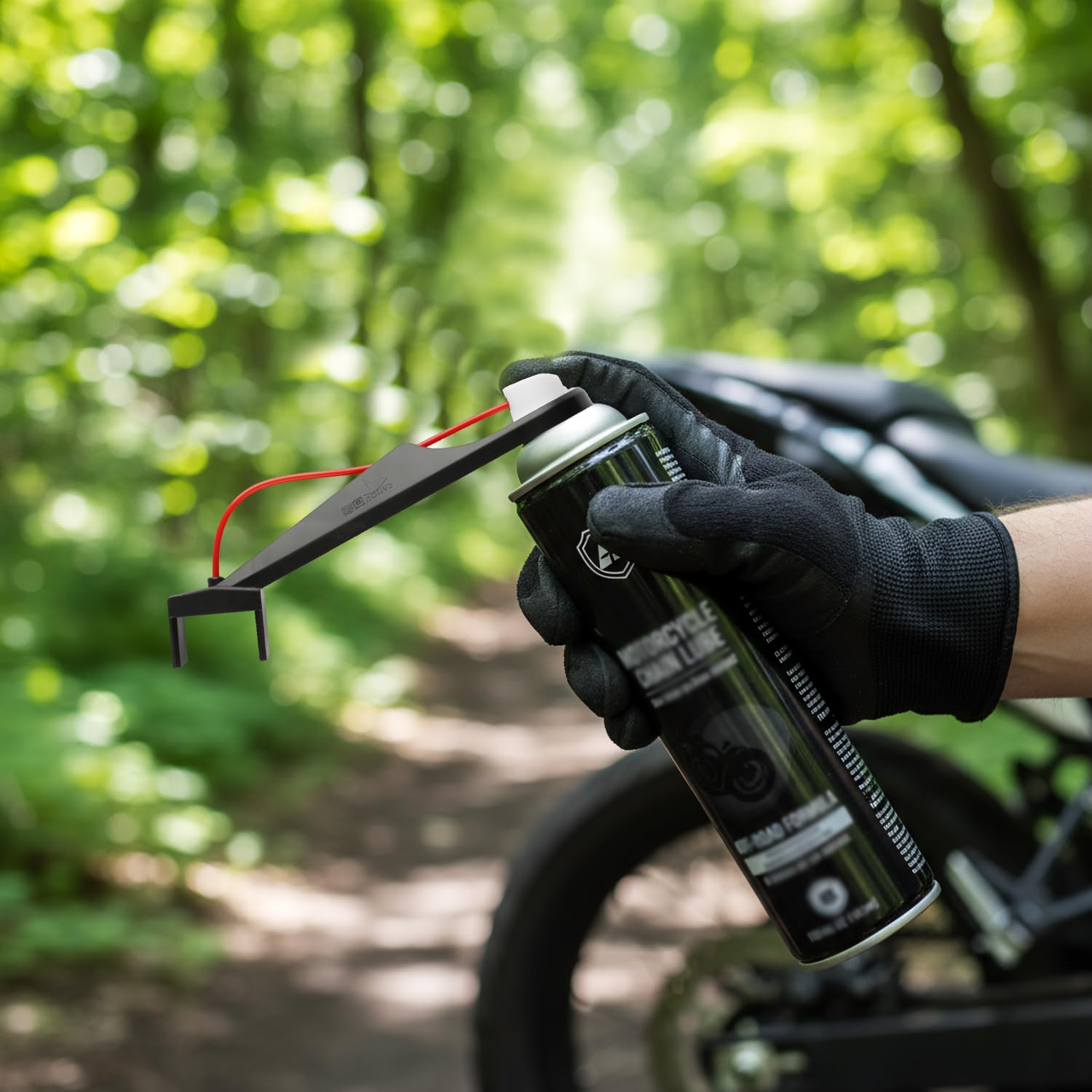 Strumento per olio catena moto,Applicatore di lubrificante per catena della bicicletta,Aiuto per la pulizia della catena per la rimozione dello sporco e l'oliatura
