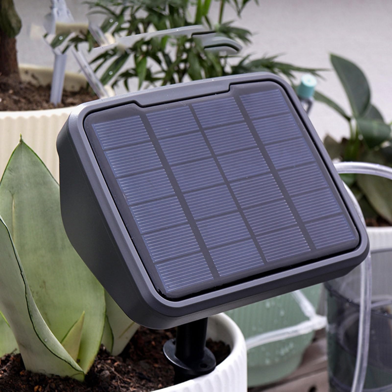 Kit di irrigazione solare automatica a goccia di irrigazione automatico con timer intelligente per piante in vaso Giardini Serre Aiuole con 15 gocciolatori regolabili Tubo da 15 m (Tipo regolabile)