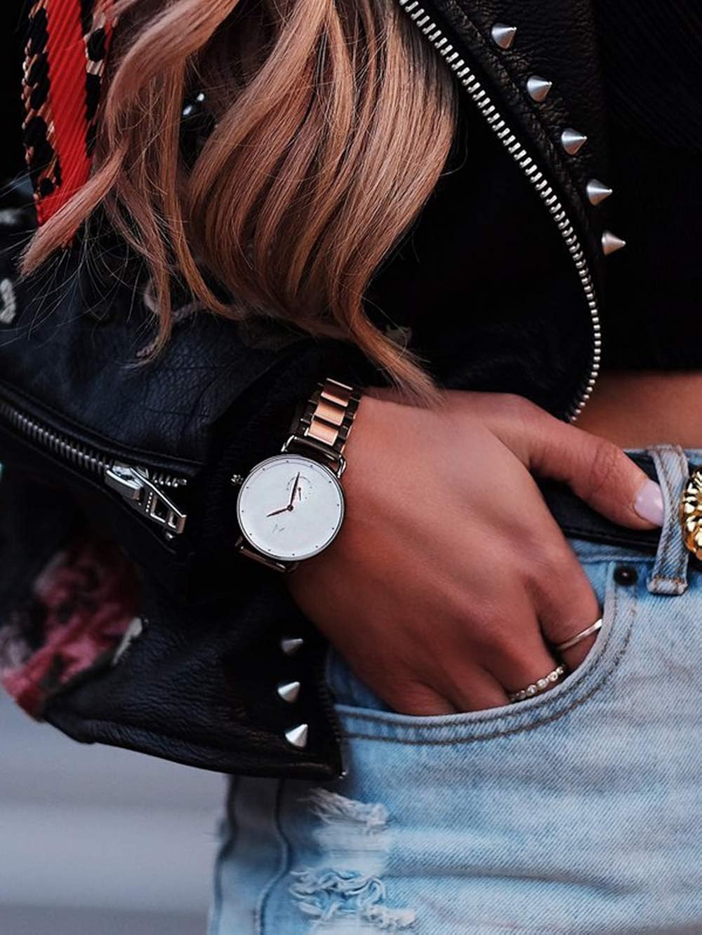 MVMT Orologio Analogico Quarzo Donna con Cinturino in Acciaio Inox MVMT Orologio Analogico Quarzo Donna con Cinturino in Acciaio Inox