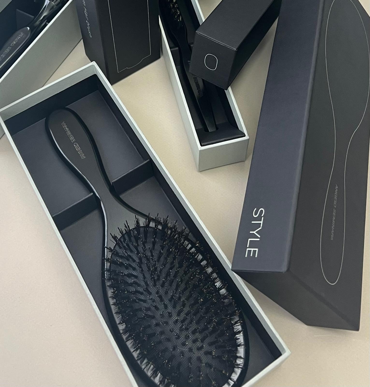 Shine and Definition Master Brush - Cepillo para el pelo, mango de madera de haya