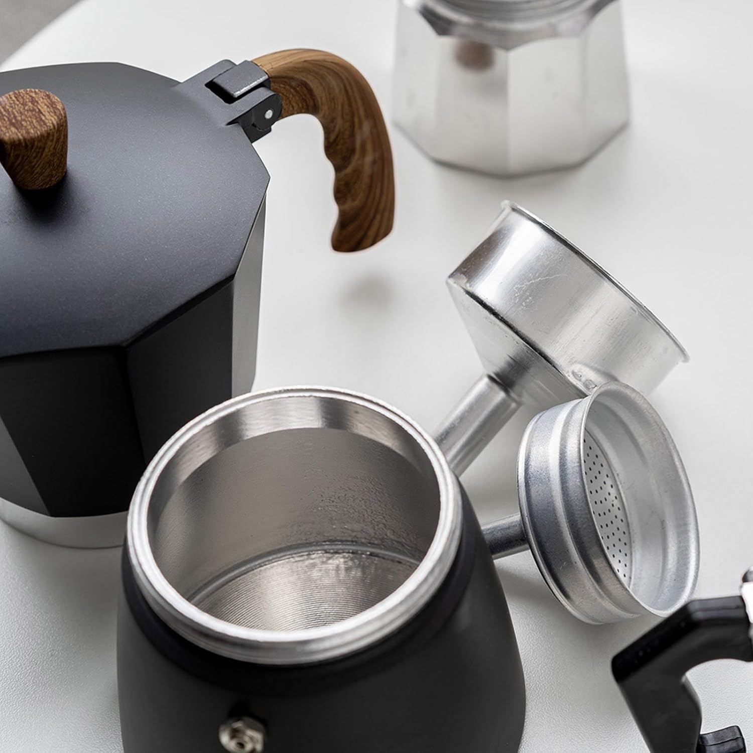 Practical Stovetop Mokas Pot Espresso Machine Aluminum Alloy Coffee Maker with Wooden Handle for Homes Kitchen