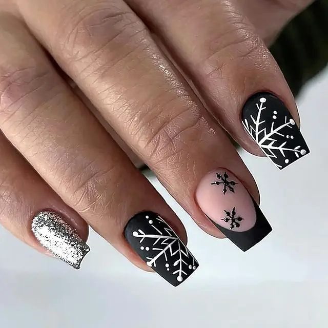 24PCS Christmas Gothic Press On Nails - Black French Tip Coffin Fake Nails with Glue