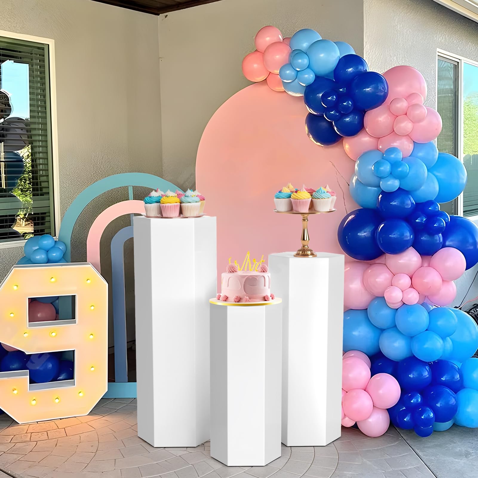 Stand de piédestal Hexagonal, Ensemble 3 étalages en Fer pour Un Cadeau gâteau, réutilisable Le décor d'événements d'anniversaire Douche bébé, piliers Mariage la fête Blanc