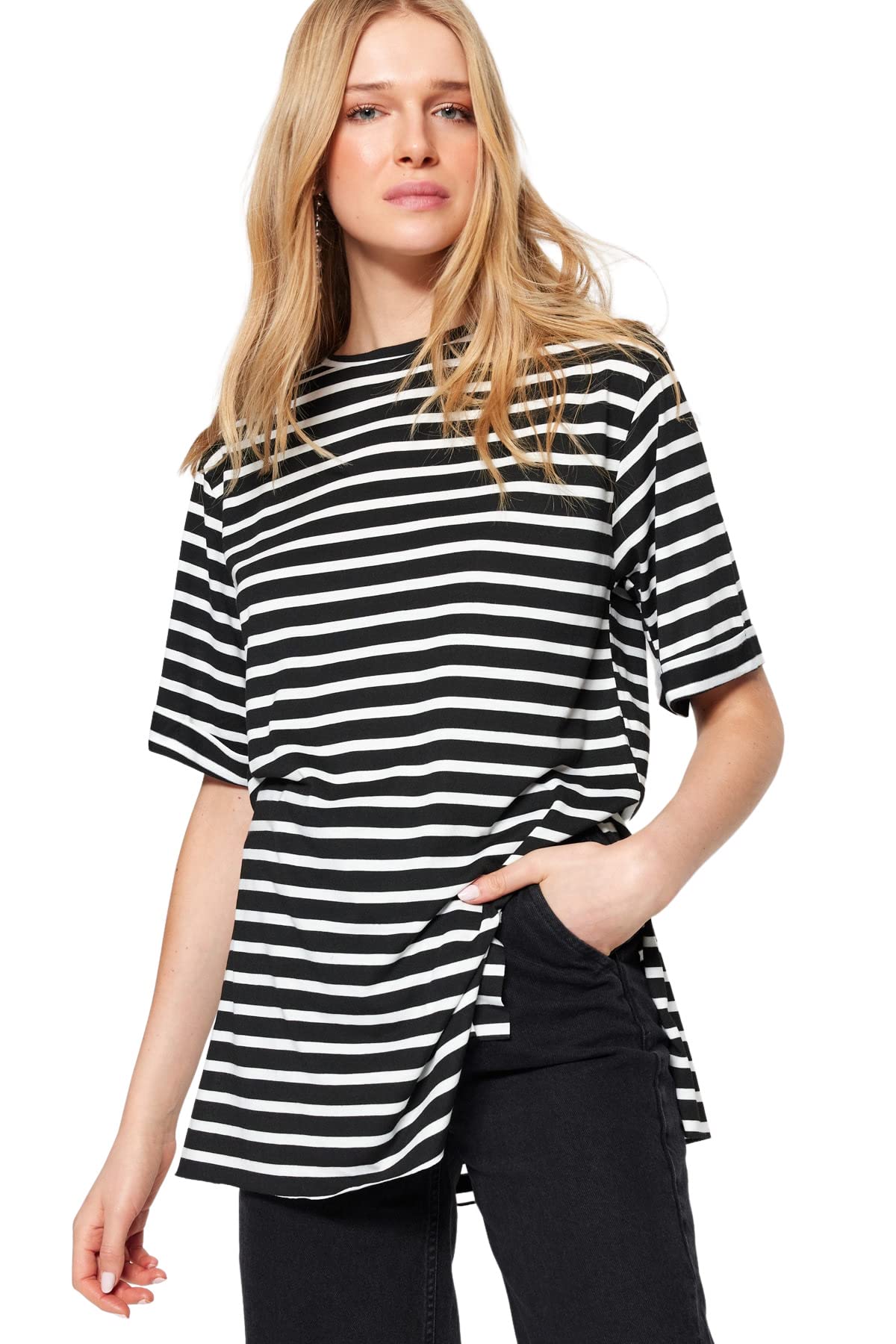 Trendyol Woman Basics Oversize Basic Crew Neck Knit T-Shirt,Black,S