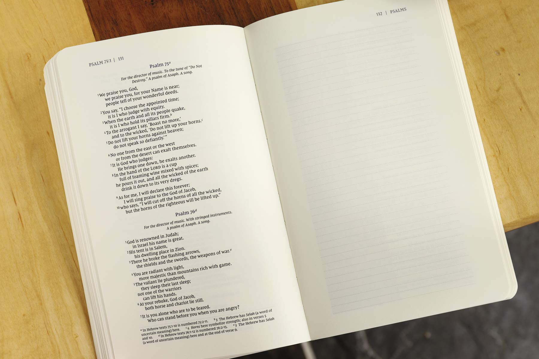 NIV, Beautiful Word Bible Journal, Psalms, Paperback, Comfort Print - Image 9