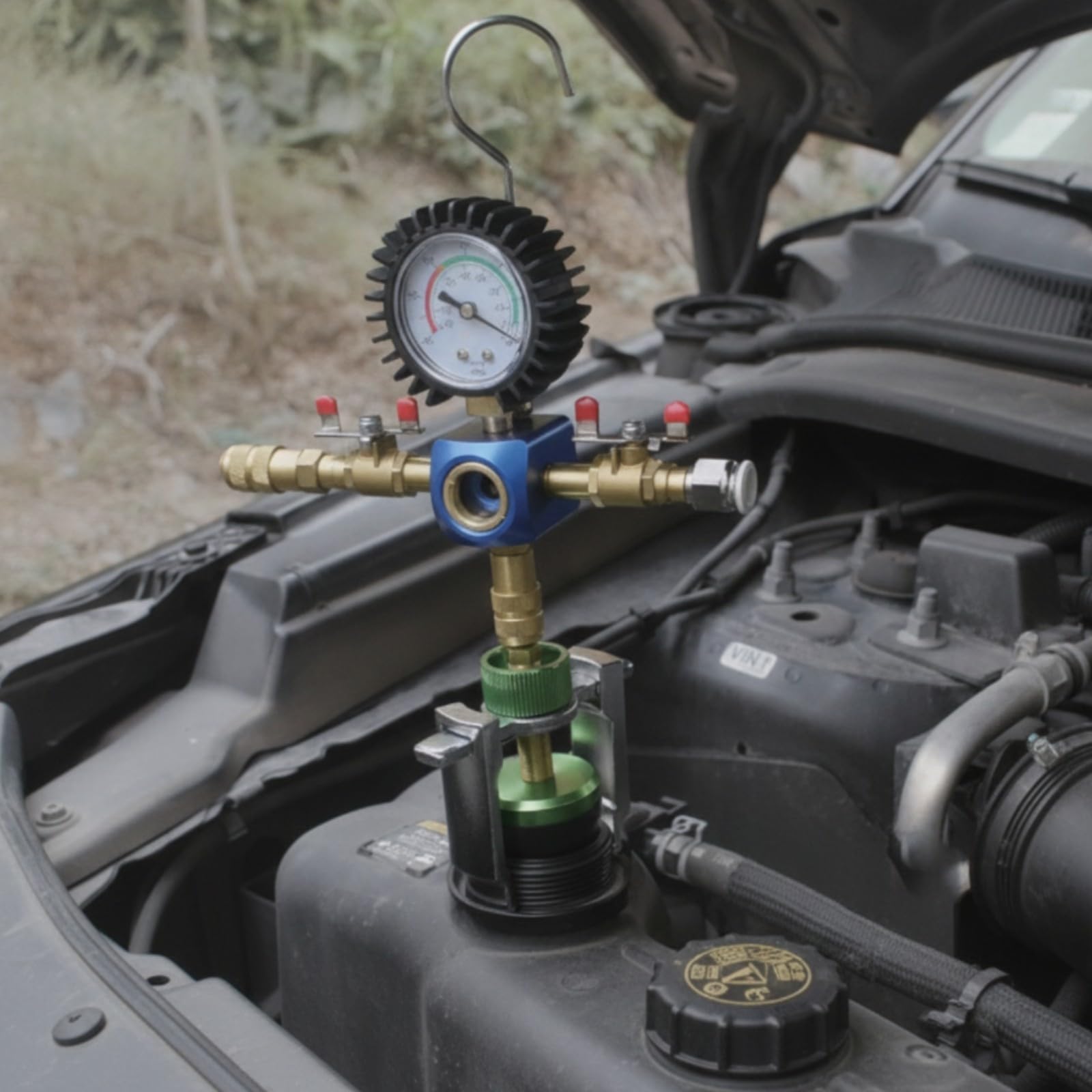 Kühlsystemprüfgerät Vakuum Nachfüllgerät mit Druckanzeige Entlüftungsset für Fahrzeugkühlkreislauf für Auto Mechaniker Und Hobby Schrauber