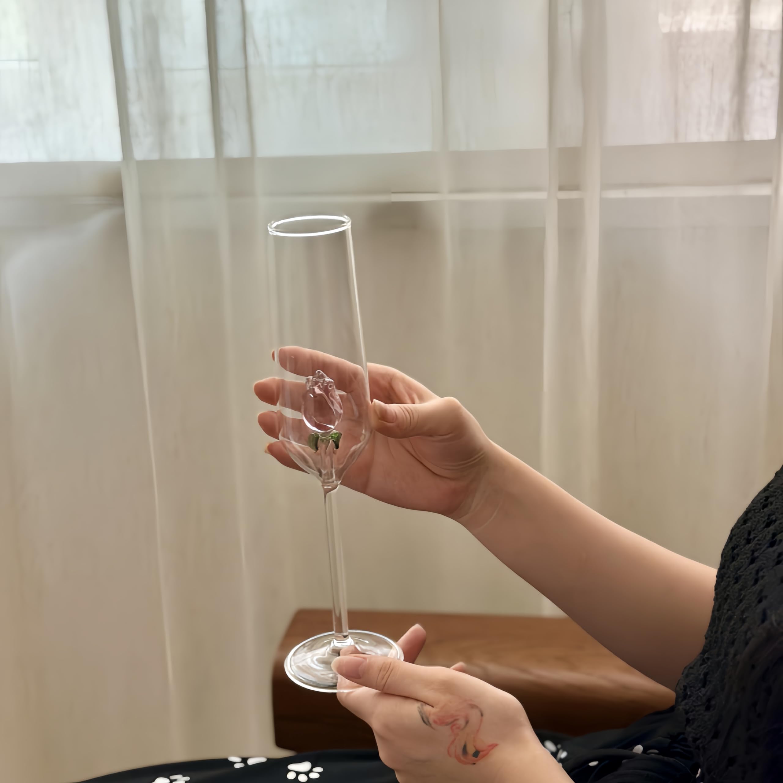 Lot de 2 verres à vin rose 3D – Verres à pied transparents de qualité supérieure pour vin rouge et champagne, verres à pied uniques avec motif floral 3D, cadeau de mariage pour homme et femme (2, 650