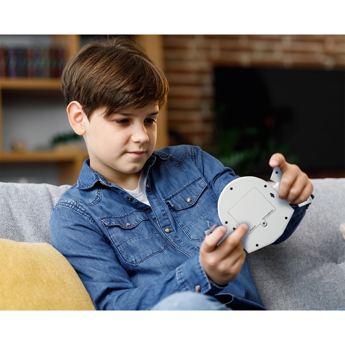 Lexibook, Disney Star Wars, Cyber Arcade Motion®, console portatile, 50 giochi tra cui 10 Star Wars, controllo dei gesti, schermo LCD a colori da 2,8", suono e luminosità regolabili, grigio, JL3180SW