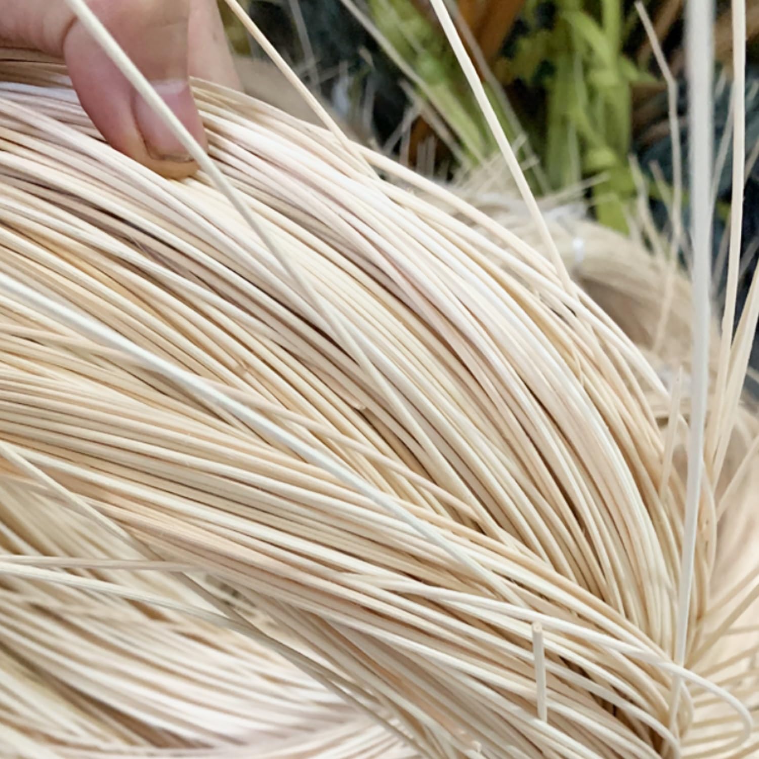 1 Rotolo Naturale Canna Rattan per Lavori di Intreccio, 250g Materiale di Riparazione in Striscia di Rattan per Cesti, Riparazione in vimini per Sedie, Cestini Portaoggetti, Fai-da-te Tessuti a Mano(1