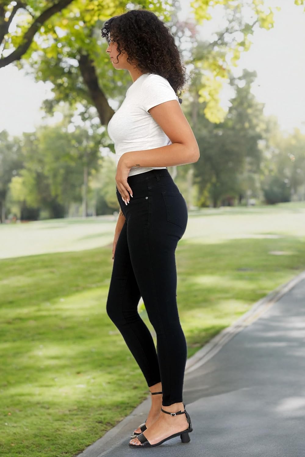 1822 Denim Women's Curvy 28" Magic Waistband Contour Skinny Jeans - Image 6