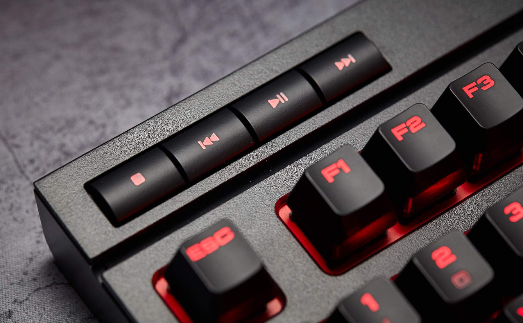 Corsair Teclado Gaming RGB