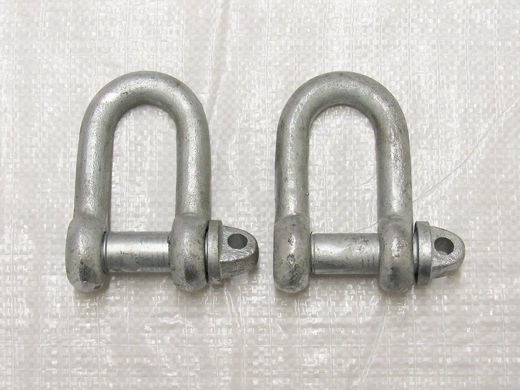 X2 1.5 Ton Galvanised Large Dee Shackles with 19MM Screw Pin to BS3032
