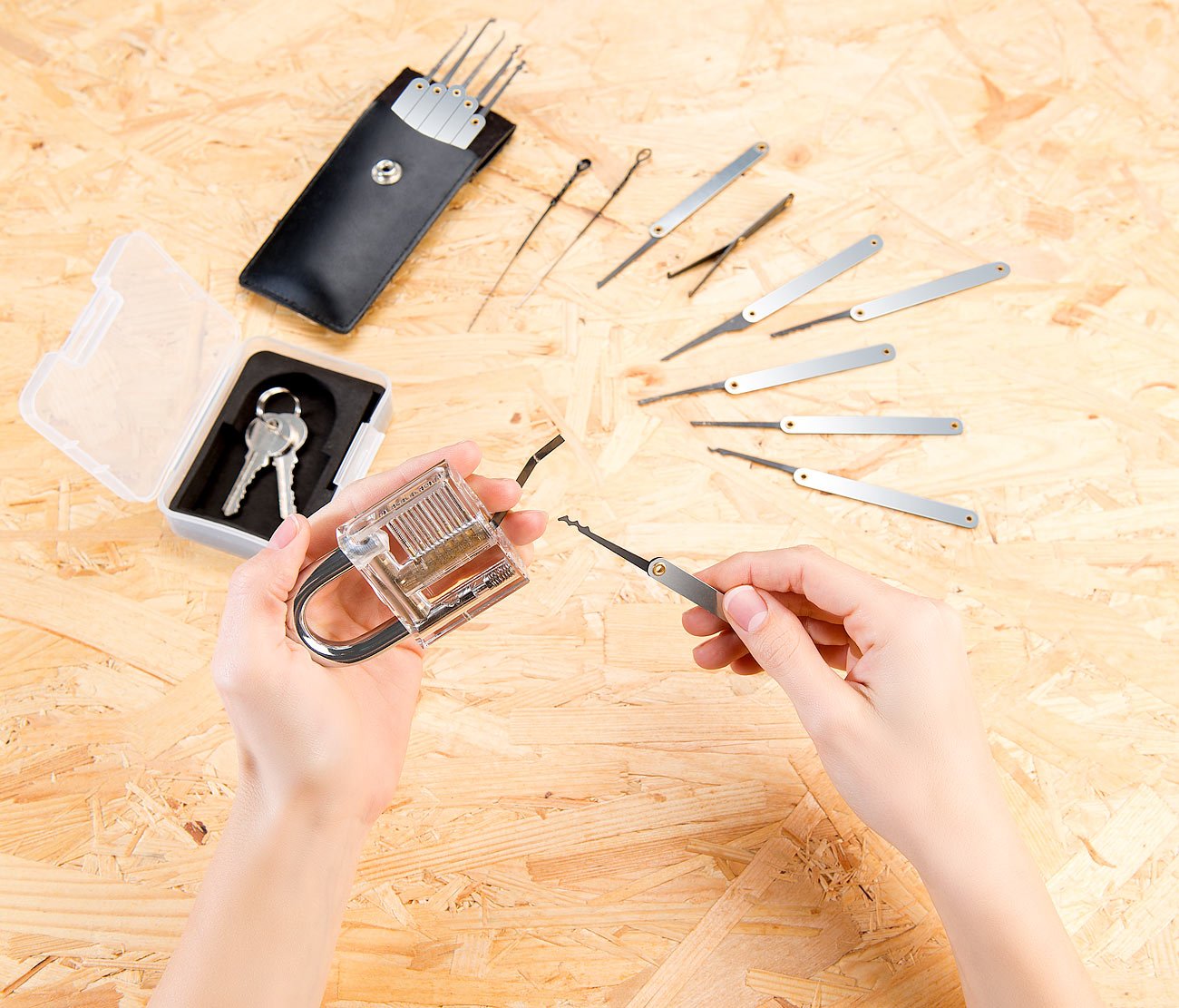 AGT Dietrich Türöffner: Profi-Lockpicking-Set mit 19 Werkzeugen und 4 Übungsschlössern (Dietrich Werkzeug, Türöffner, Experimentierkasten)