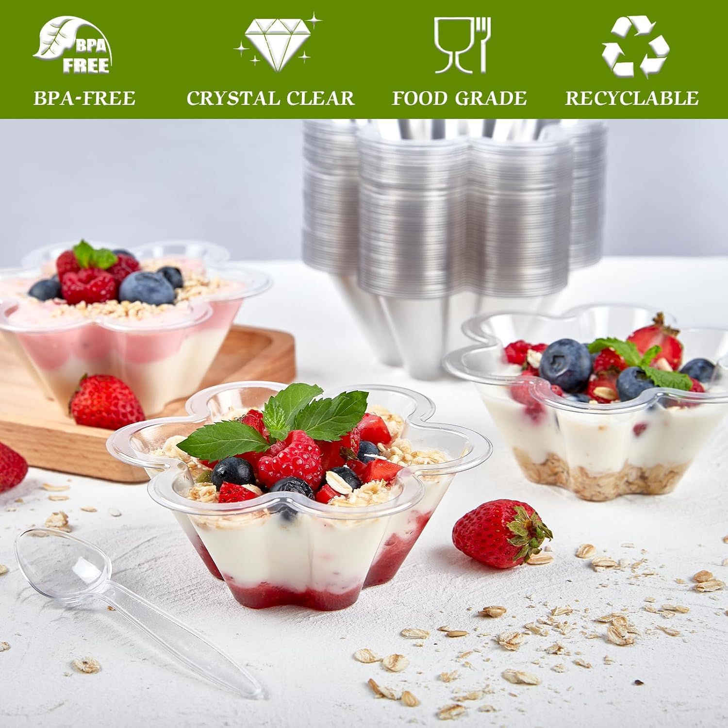 LATERN 60 Pièces Coupes à Dessert en Plastique avec Cuillères, 240ml Tasses à Dessert en Forme de Fleur Gobelets Transparentes pour Apéritifs Bols de Service Réutilisables pour Pudding Mousse Fête