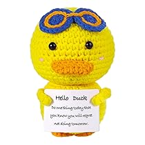 Hshenjhu Anatra Gialla Positivo, 9,5 x 5cm Anatra Gialla di Supporto Emotivo, Mini Bambola Lavorata a Maglia con Carta Positiva, per Festa di Compleanno Regalo, Familiari Amici Regali