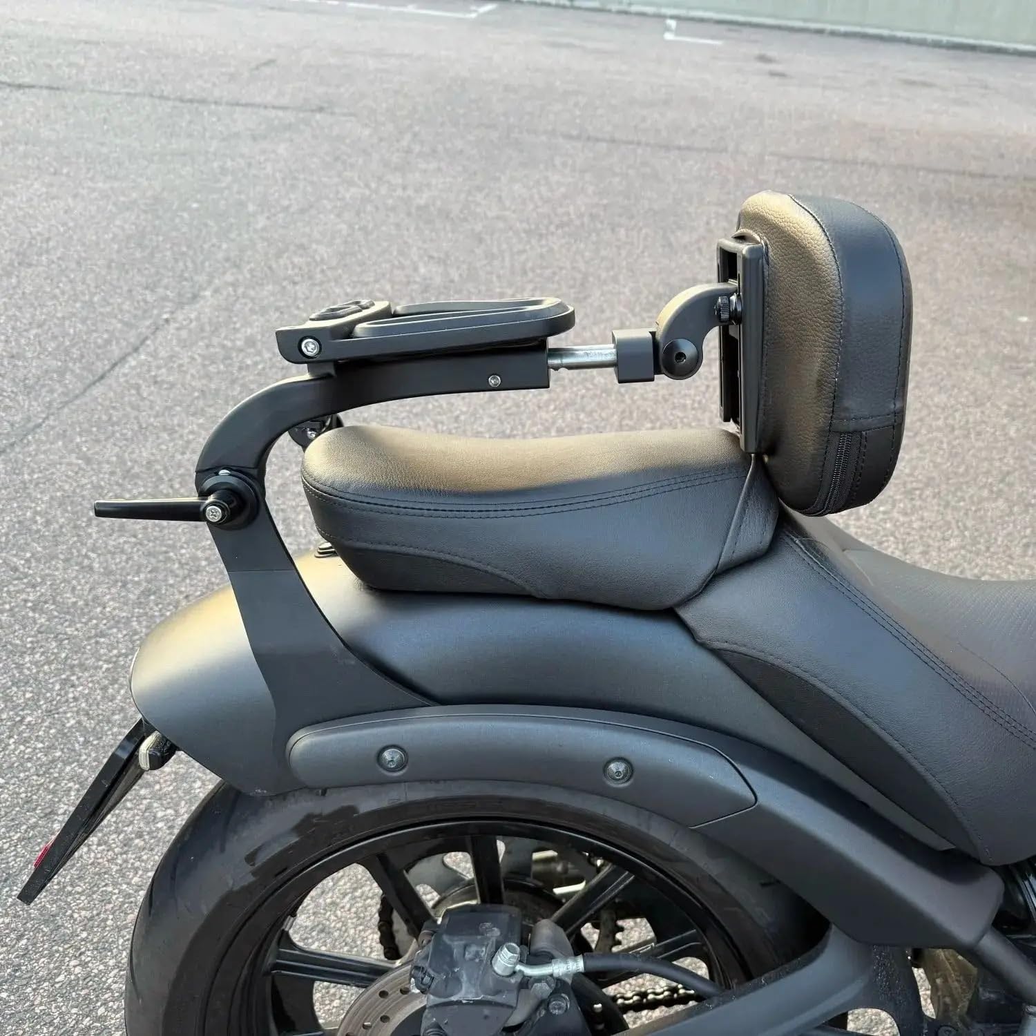 drążek Sissy z bagażnikiem Pasuje do Kawasaki 2015-2025 Vulcan S 650 EN650 VN650 regulowane składane oparcie kierowcy kierowcy Sissy Bar(Brown Pad Black Bar)