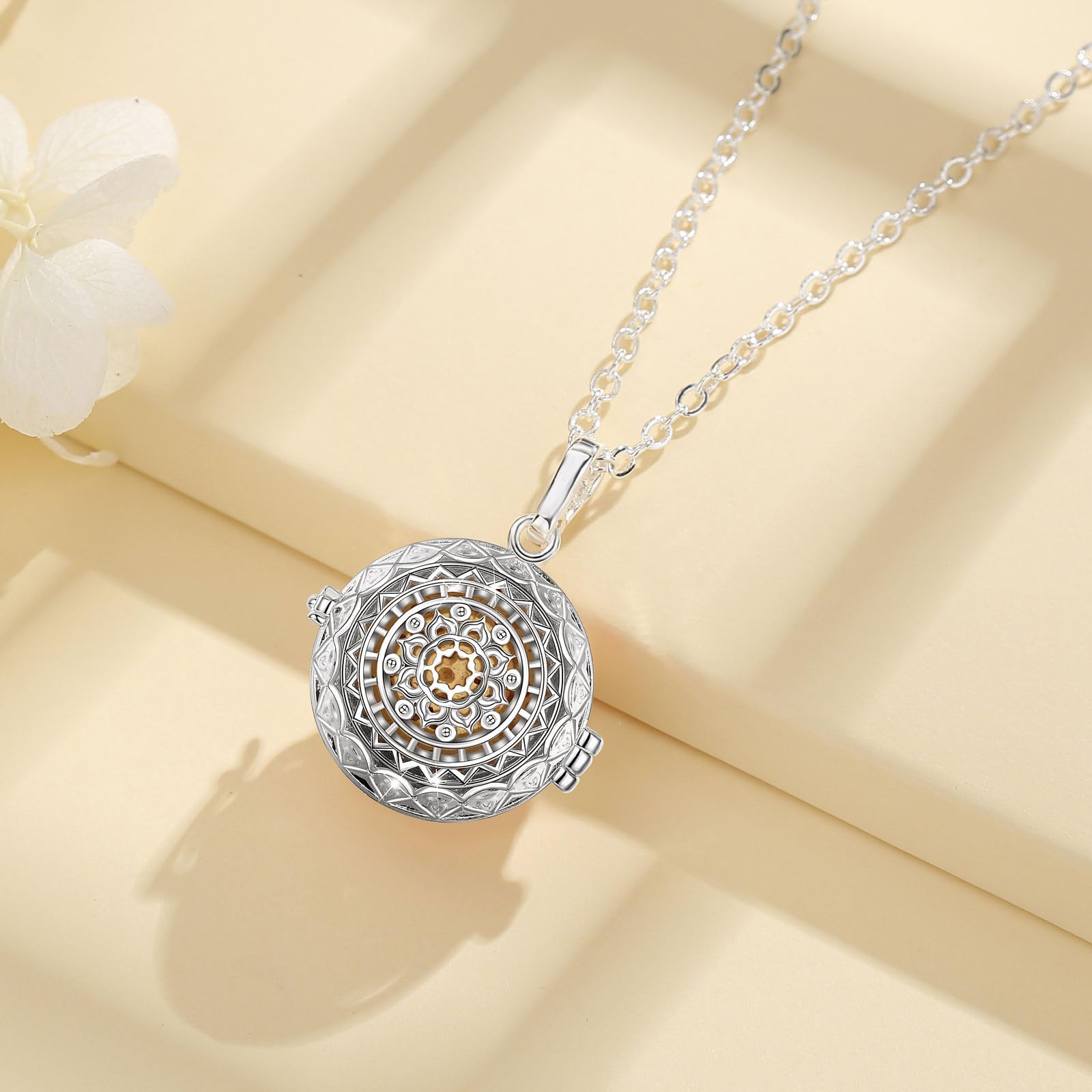 INFUSEU Aromaterapia Olio Essenziale Diffusore Collana Ciondolo Medaglione D'argento 5 PZ Lava Pietre Con 24 "Catena, Regalo per le Donne