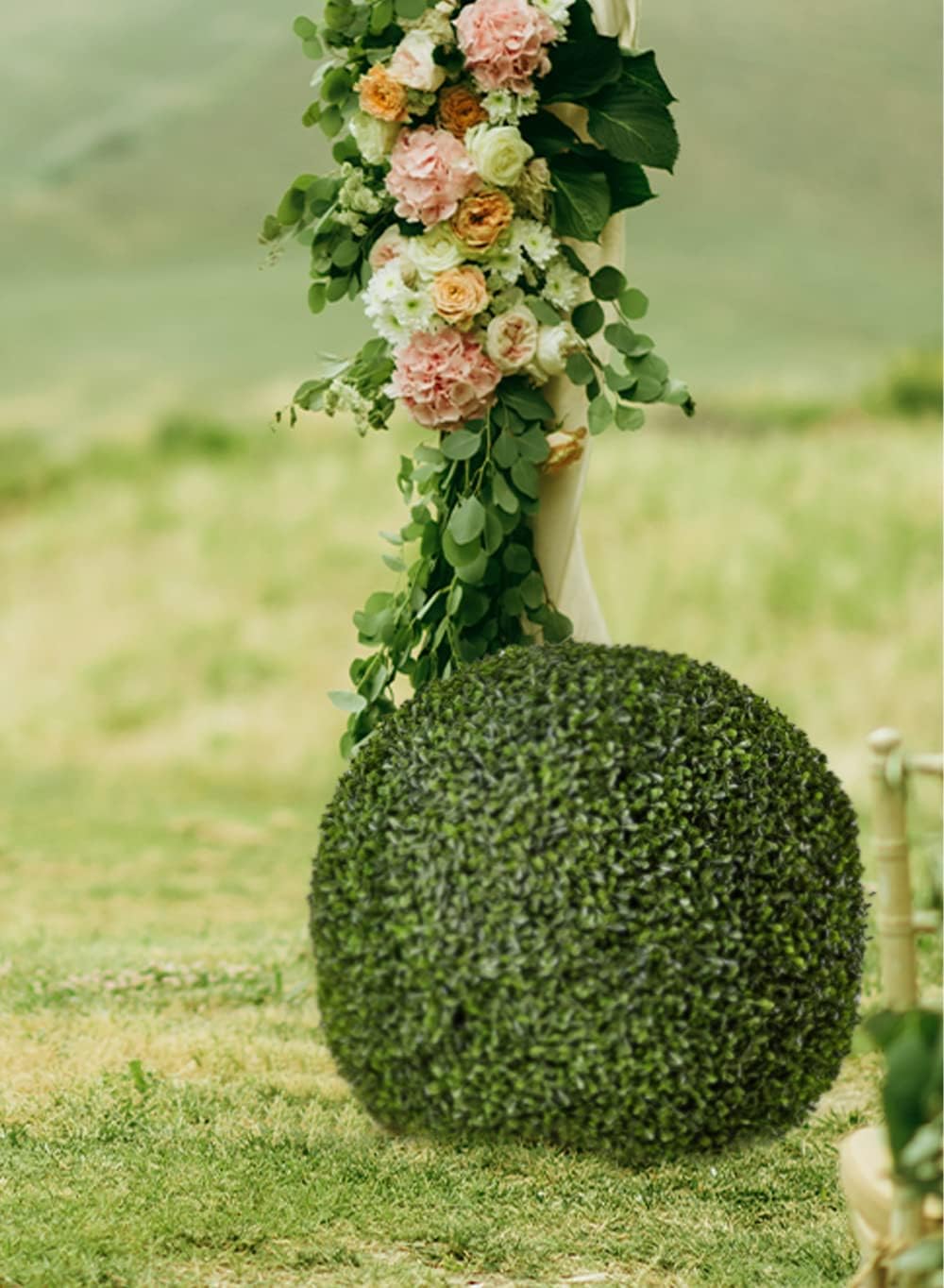 Serene Spaces Living Artificial Boxwood Topiary Ball, Real Looking Decorative Balls for Backyard, Balcony, Patio, Garden, Entryway, Wedding & Home Décor, Boxwood Sphere, 20" Diameter -