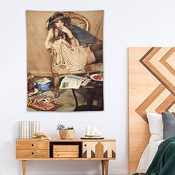 Amazon.co.jp: 安室 奈美恵 (37) タペストリー ポスター 壁飾り 背景布