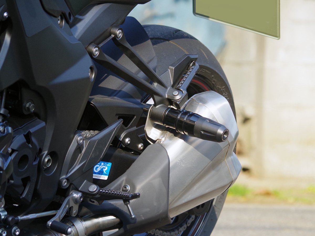 Amazon | ワールドウォーク Z1000用 マフラーガード 左右二本