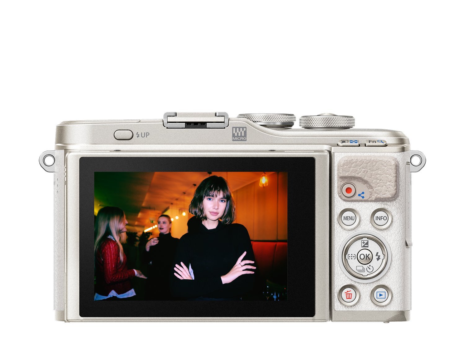 Olympus PEN E-PL9 Kit, Fotocamera di Sistema Micro Quattro Terzi (16,1 MP, Stabilizzatore d'Immagine a 5 Assi, Mirino Elettronico, 4K Video) e M.Zuiko 14-42mm EZ Zoom Obiettivo, Bianco/Argento