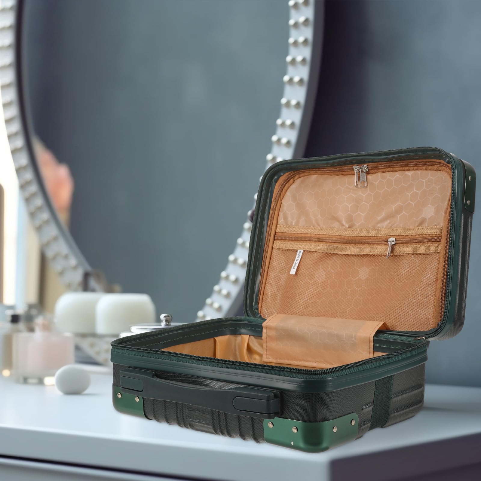 BETOOKY Tragbarer Kosmetikkoffer mit Separater Aufbewahrung Kleiner Grüner Koffer aus Abs zum und Transport für Make Up Pinsel und Lippenstifte