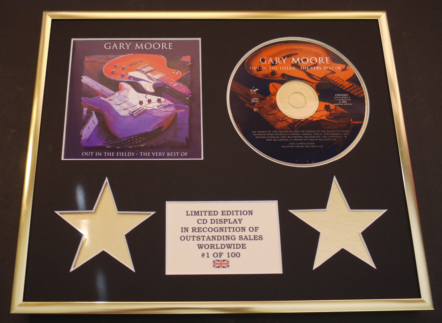 Limited Edition Cd Display Gold Gary Moore/Cd Display/Limited Edition/Coa/Out In The Fields - The Very Best Of