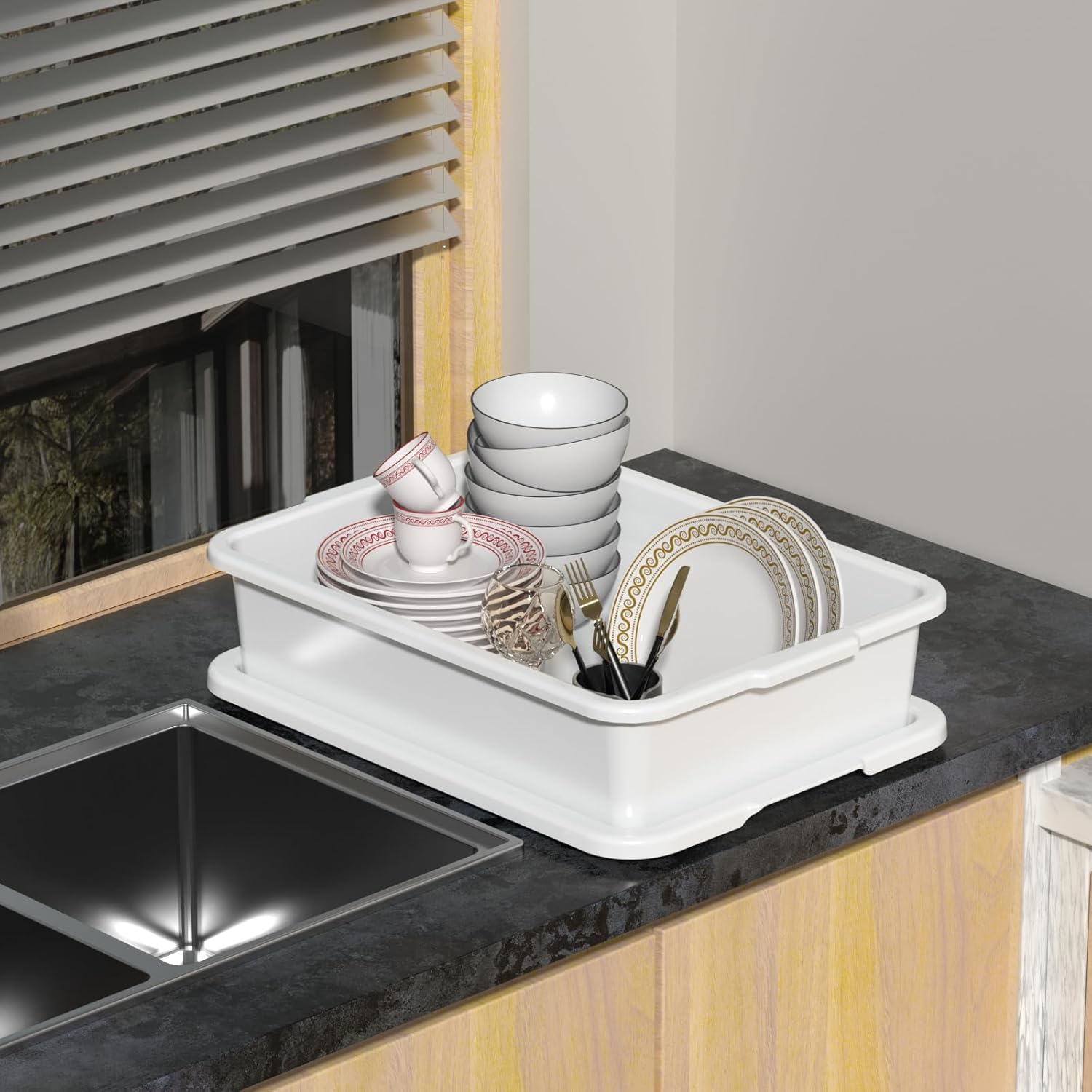 Set of 3 13 L Plastic Bus Tub, Commercial Tote Box with Lid, Meat Lug with Lids