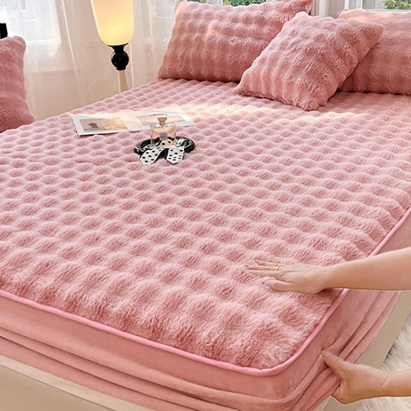 Beydodo Fitted Sheet 70 x 78 inch, Bedsheets with Deep Pocket Solid Color Fluffy, Milk Velvet Mattress Protector and Pillowcase Set, 180x200cm