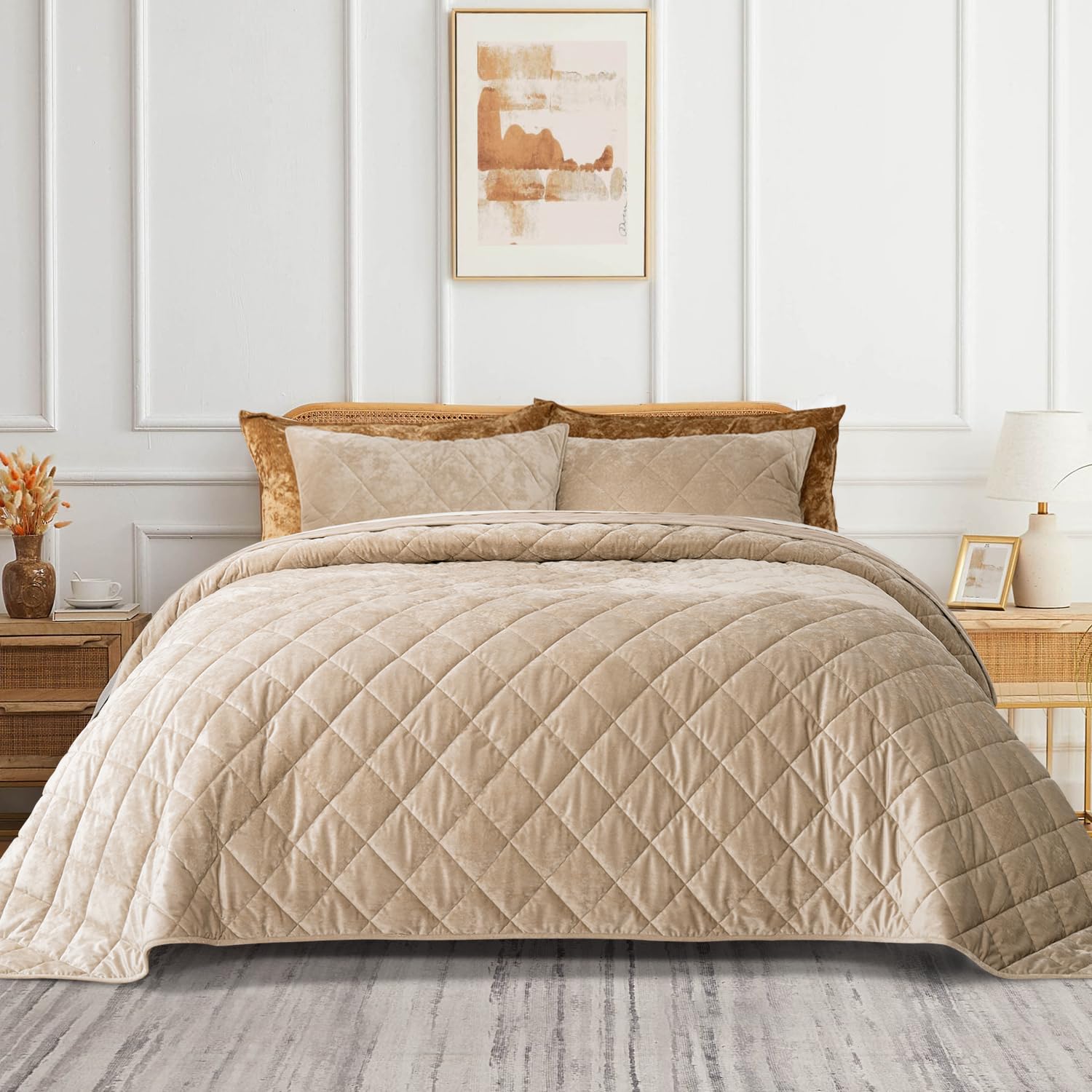 EVERGRACE Luxury Crushed Velvet Quilt Set King Size, Diamond Quilted Lightweight Velvet Comforter, Ultra Soft Oversized Bedspread Coverlet Bedding Set for All Season, with 2 Pillow Shams, Beige Taupe