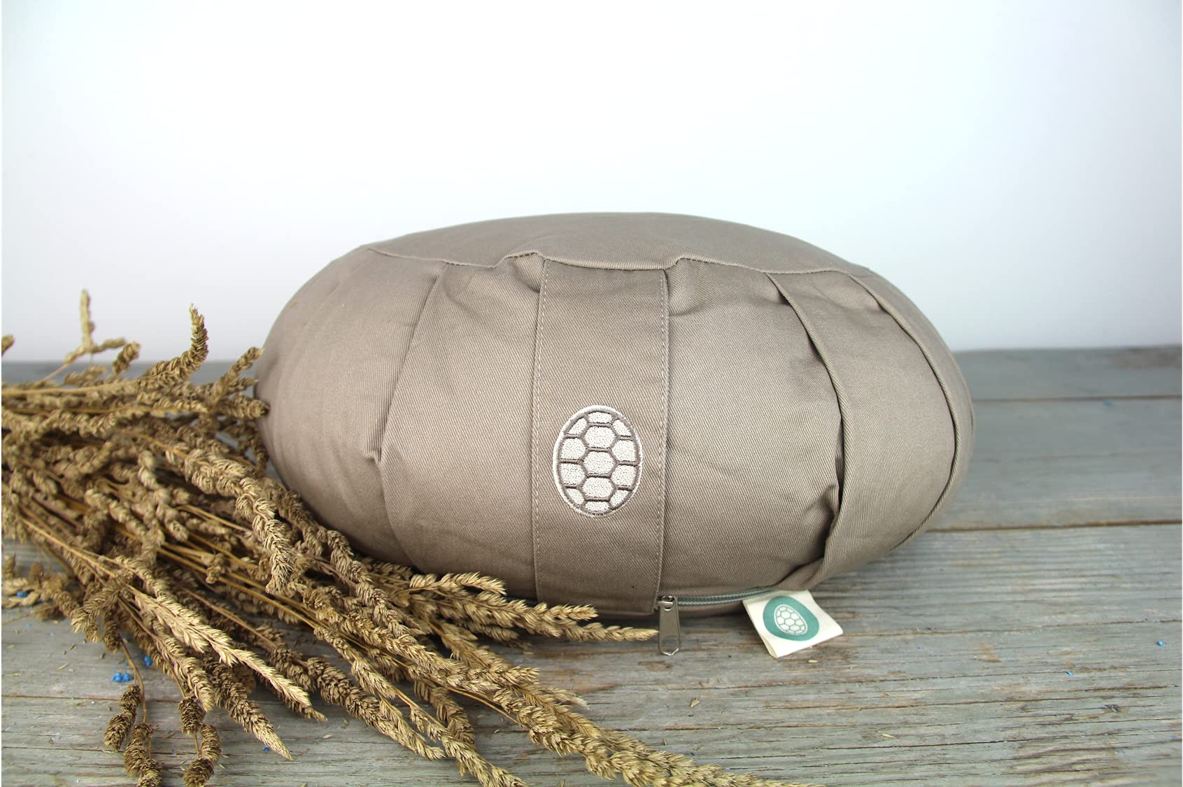 TORTUGA MEDITATION & YOGA - Cuscino Meditazione Yoga - imbottito in grano saraceno sostenibile - Modello TERRA - Design circolare - Altezza 15 cm - Fodera 100% cotone naturale facile da lavare