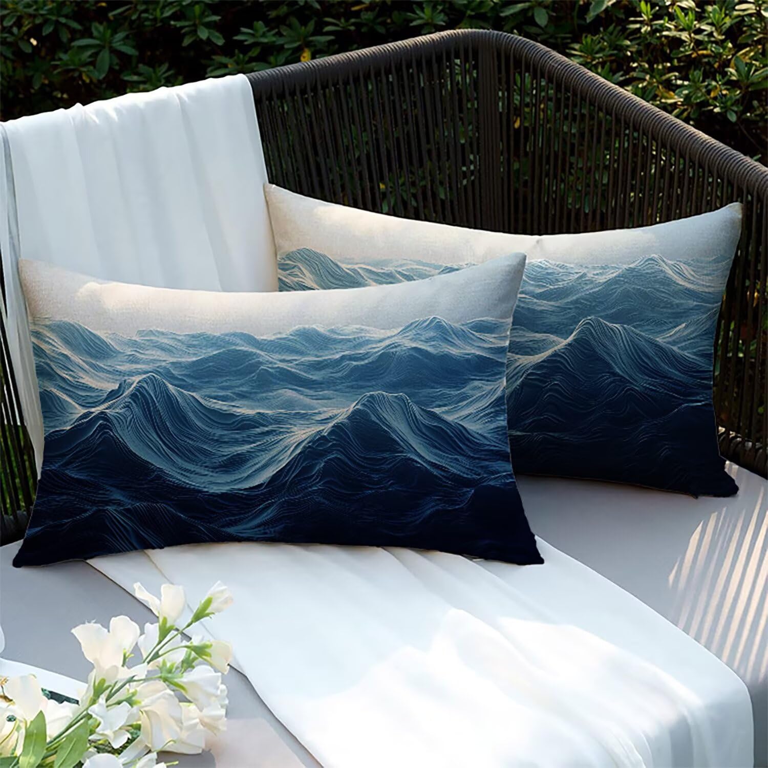 Housses de coussins pour canapé de jardin et salon : le confort océan sur votre terrasse