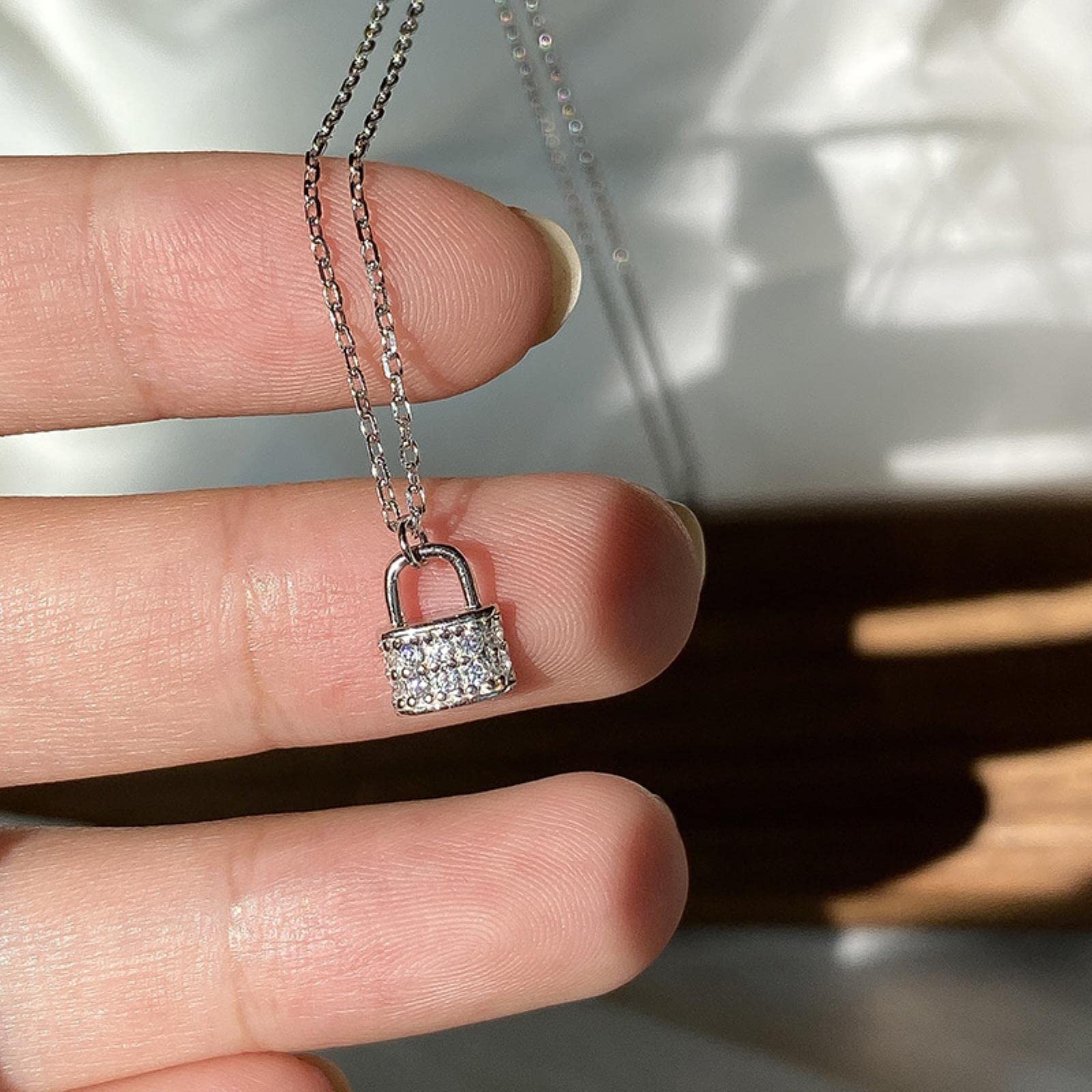 ladies jewellery Art Dekoracyjna figurka Ozdoba Posąg Mały tłuszcz Blow Balon Abstrakcyjne Ozdoby rzeźby Chłopcy i dziewczęta Sypialnia Tabletop necklace