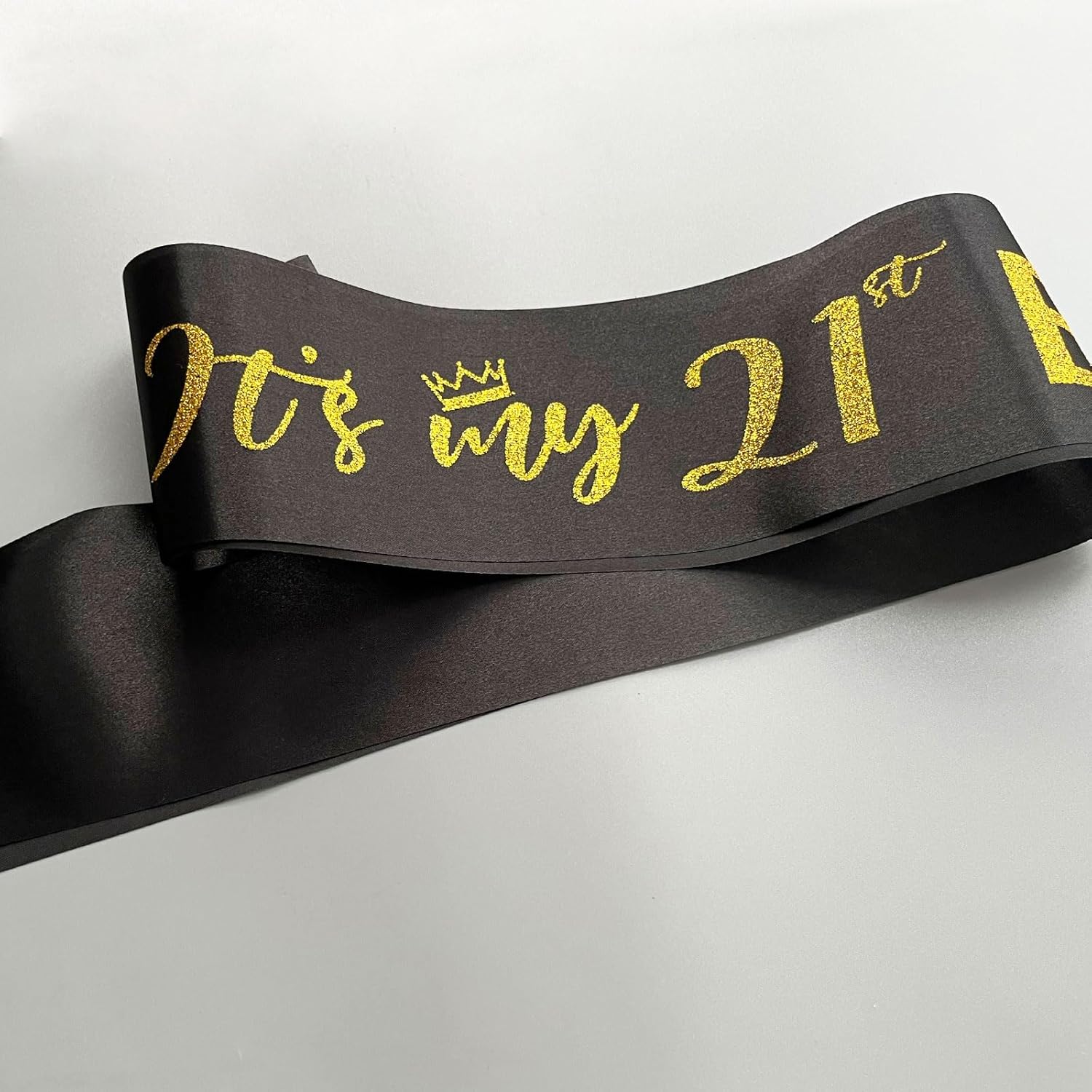 It’s My 21st Birthday Sash,21st Birthday Sash,Glitter Letter 21st Birthday Sash for Girls,Happy 21st Birthday Party Decorations,Black and Gold