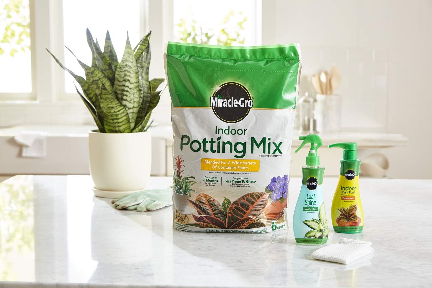 Miracle-Gro Indoor Potting Mix, 16 qt. : Patio, Lawn & Garden