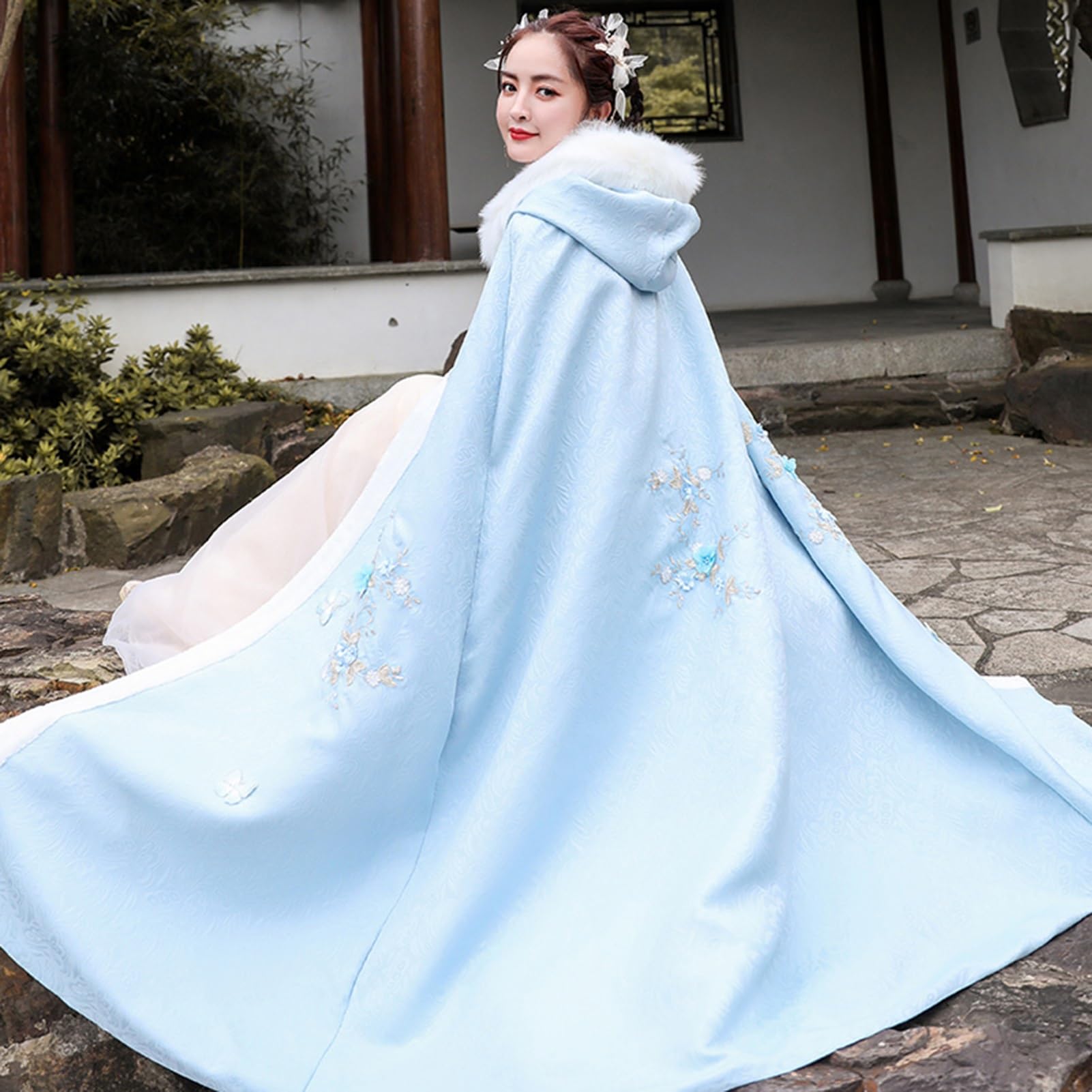 Amazon.co.jp: 漢服 女性漢服マント中国の伝統的な 女性の冬衣装青い