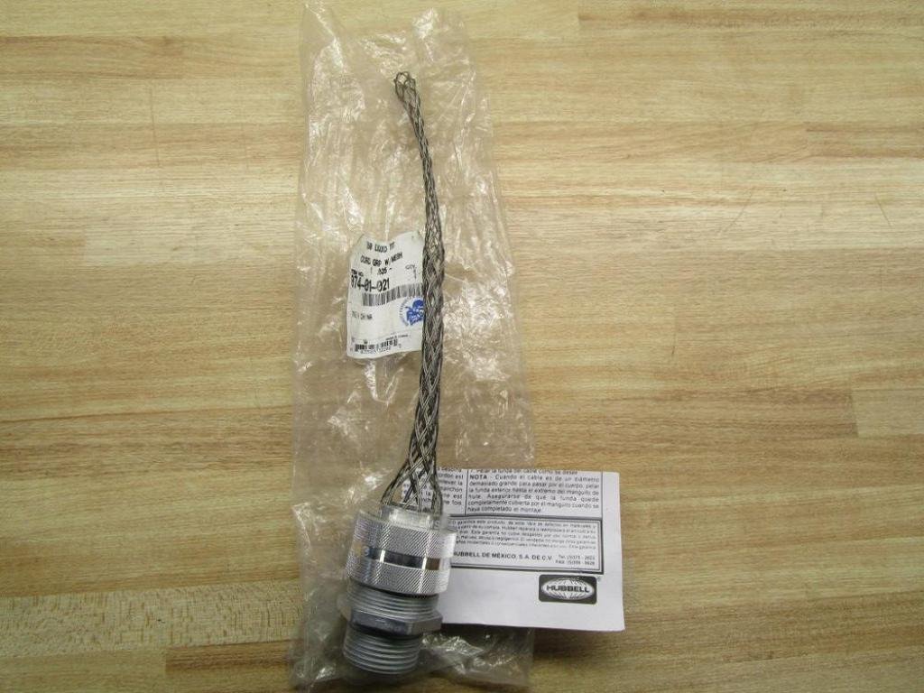 Strain Relief Cord Grip, Male, Straight