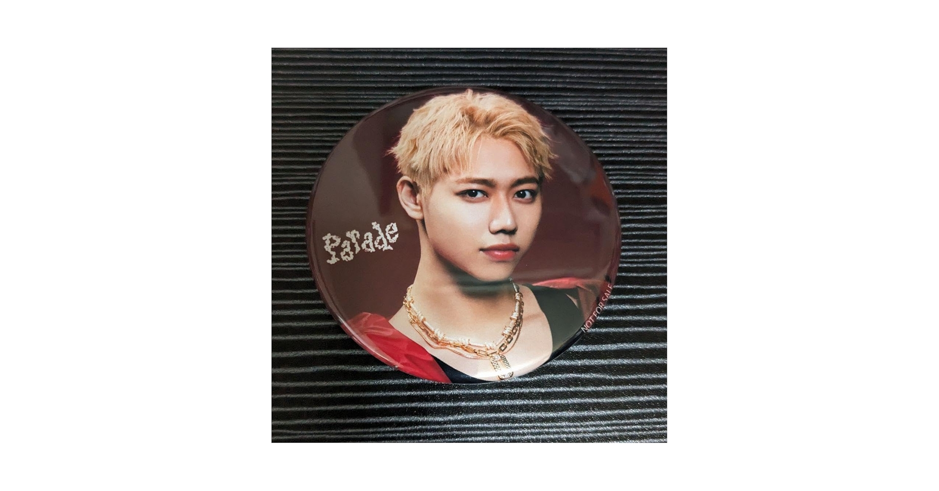 MAZZEL NAOYA 缶バッジ　Parade　トレカ付 Amazon.co.jp: MAZZEL NAOYA ナオヤ HMV 缶バッジ Parade : おもちゃ