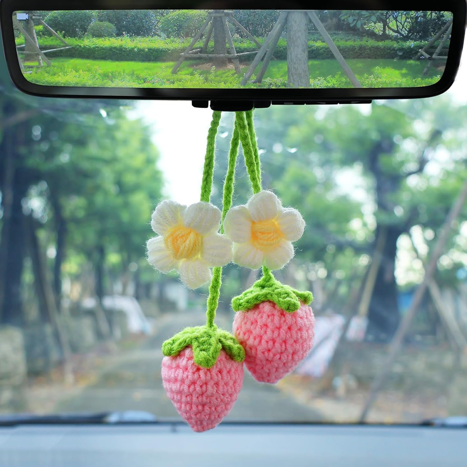 Crochet Strawberry Car Accessories?Cute Rearview Mirror Decor Hanging Gift?Crochet Strawberry Car Hanging Ornament, Cute Aesthetic Rearview Mirror Hanging for Women and Girls(Pink)