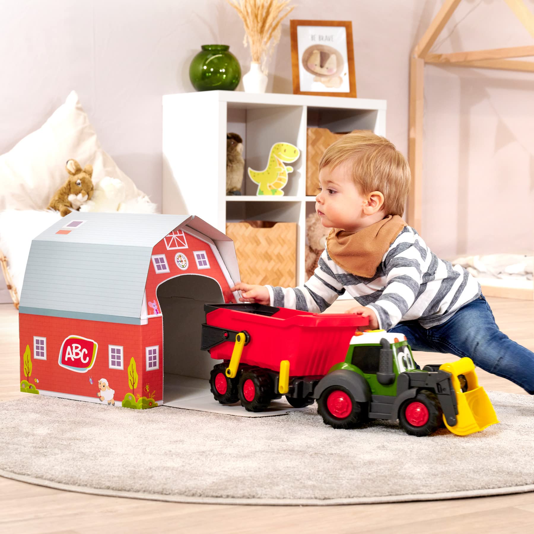 Dickie 204119000ONL ABC Fendt traktor z przyczepą i papierowym domkiem, światło, dźwięk, ruchoma łopata, 65 cm