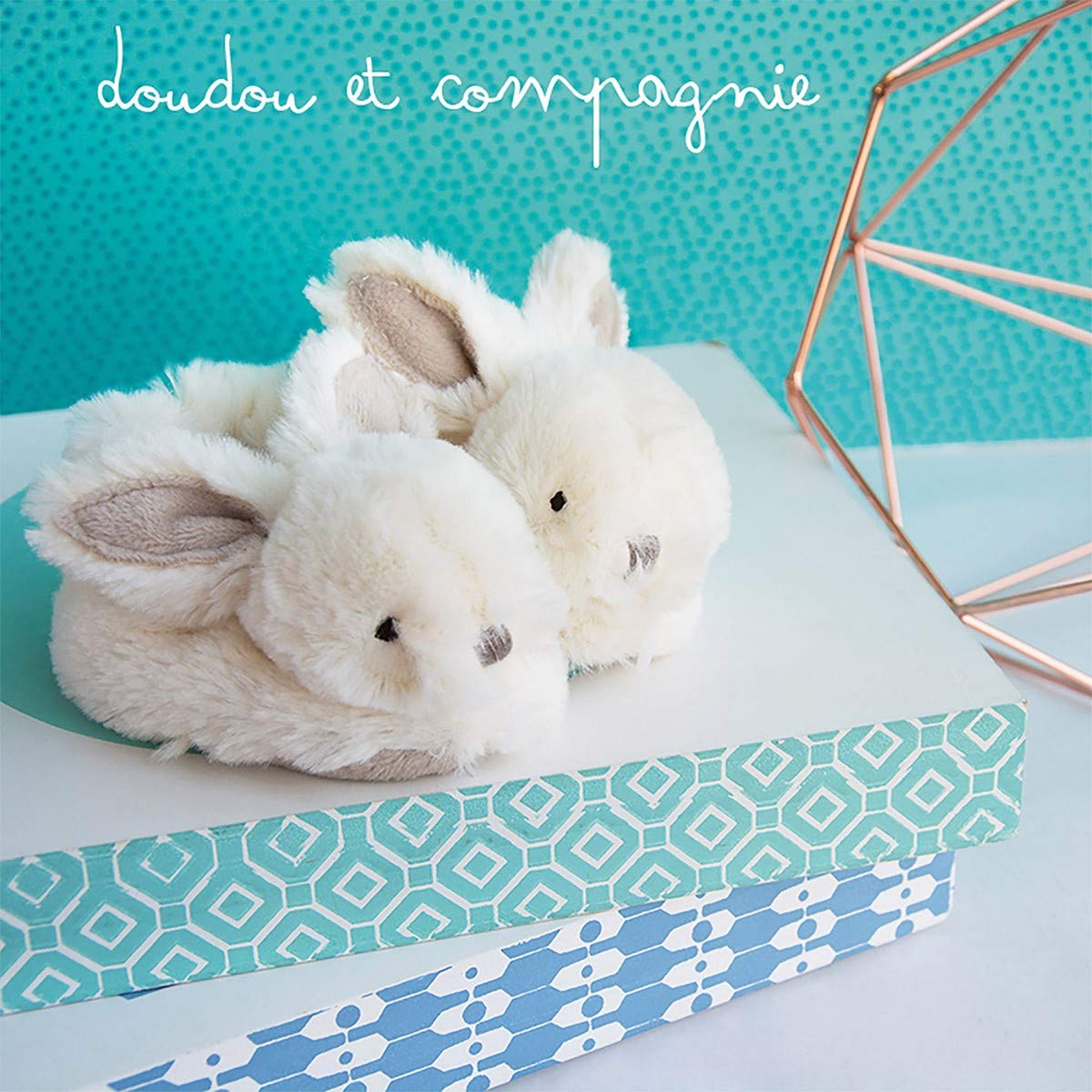Doudou et Compagnie DC1310 Lapin Bonbon kapcie z króliczkiem
