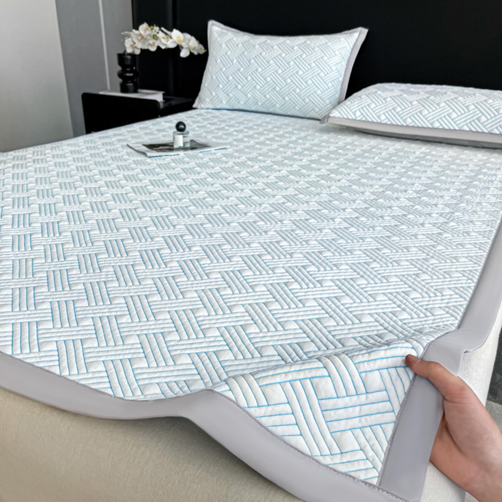 KXCVBNKLJ Ice Silk Mattress Topper ， Summer Sleep Mat Ice Silk Cooling Pad Multicolor Multiple Sizes(Blue,200x220cm)