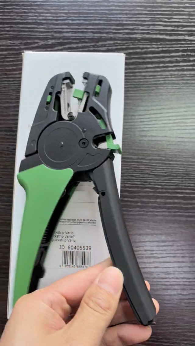 Wire WAGO Stripper| Integrated 206-1125 Quickstrip Vario ワゴ 206
