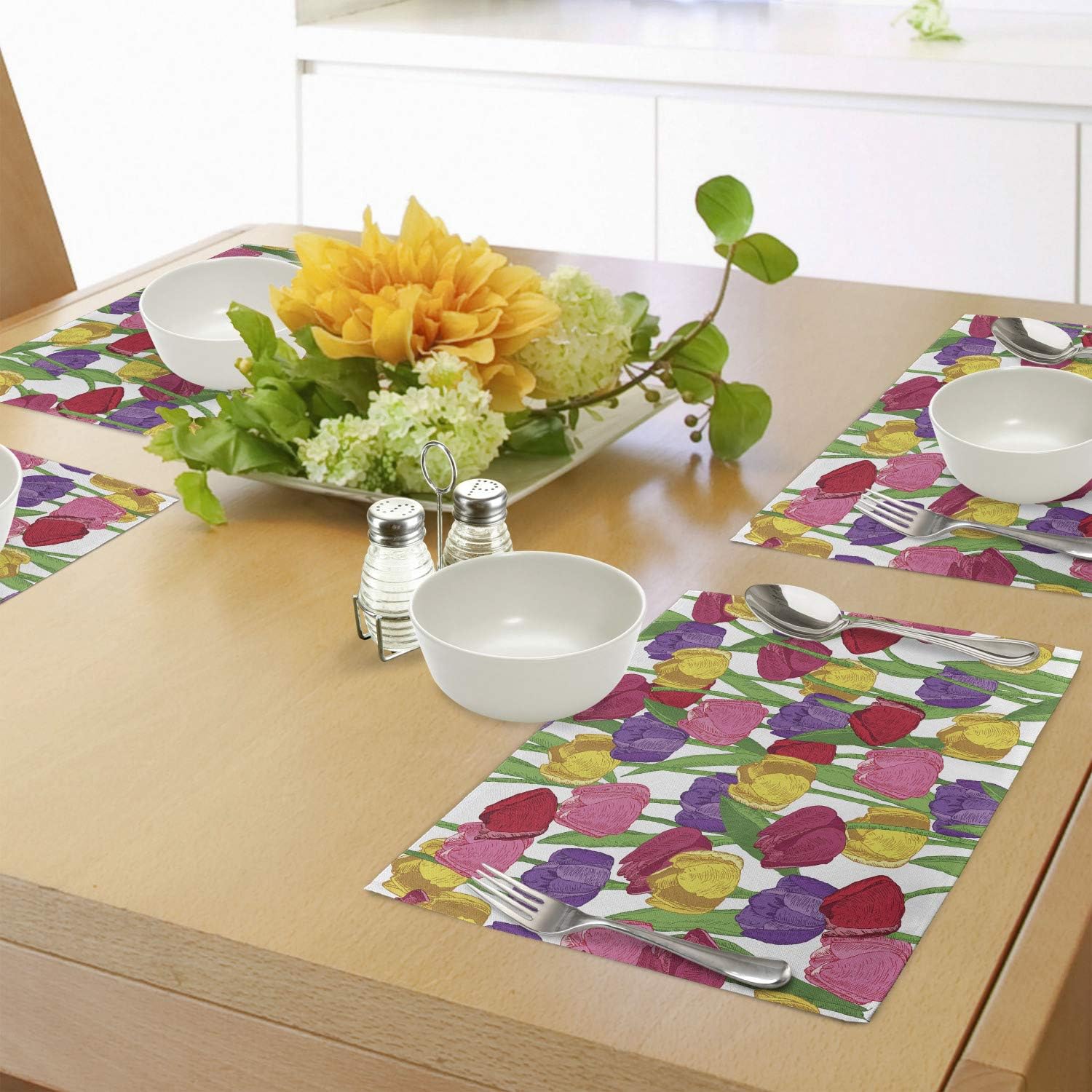 Lunarable Tulip Place Mats Set of 4, Group of Mixed Complex Repeating Tulip in Diverse Colors Seasonal Nature Garden Image, Washable Fabric Placemats for Dining Table, Standard Size, Green Pink
