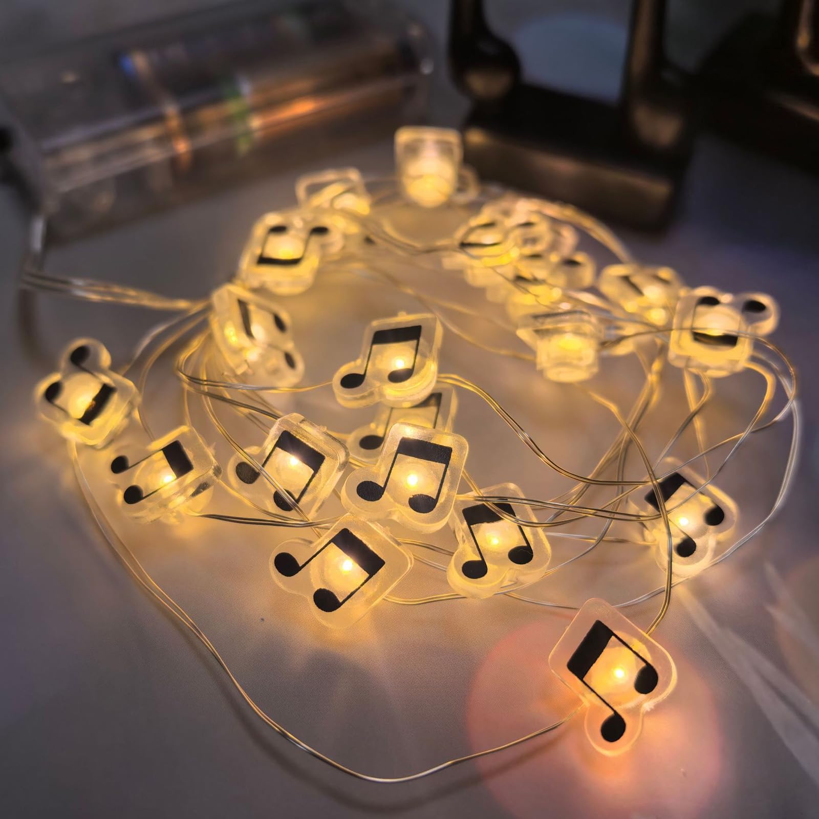 ALEGRE® Lichterkette Musik, 2M 20 LED Micro Kupferdraht Lichterkette Innen Batteriebetrieben, Warmweiß Notiz Lichterketten Innen, Musik Lichterketten für Kinderzimmer, Weihnachten, Hochzeit Party Deko